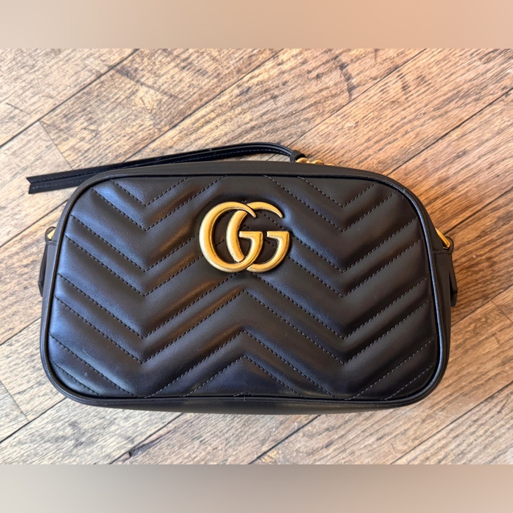 Gucci Black Chevron Quilted Leather GG Marmont Crossbody Bag